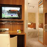 Parkhotel Ξενοδοχείο 4*