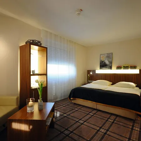Hotel Parkhotel Oberhausen 4*
