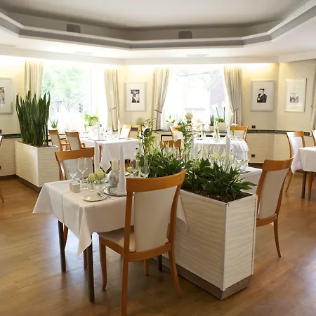 Parkhotel 4* Oberhausen (North Rhine-Westphalia)